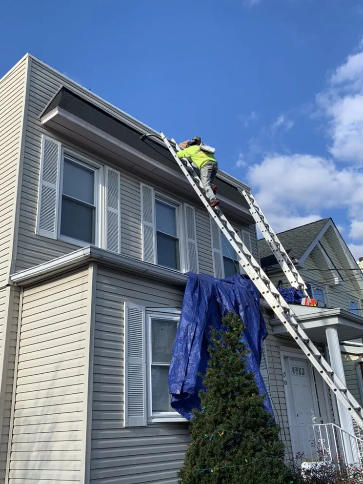 Slide of Zumba Roofing