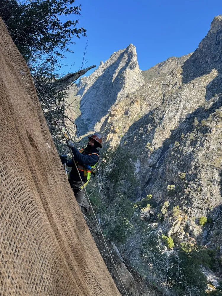 Slide of Zumwalt & Associates