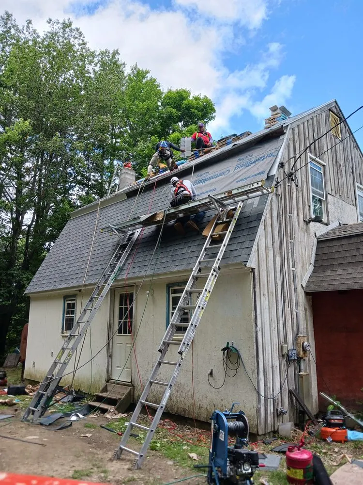 Slide of Zuna Construction