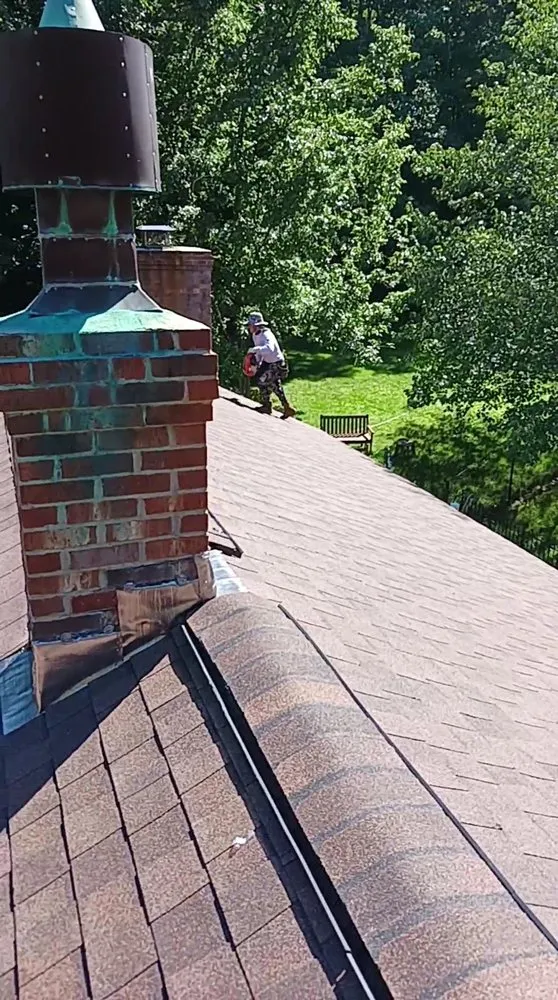 Slide of Zuna Construction