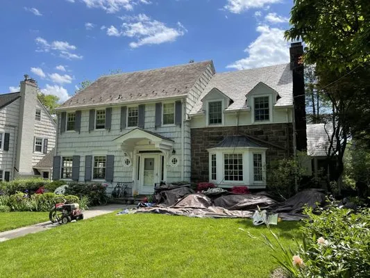 ZV Slate and Tile Roofing Logo