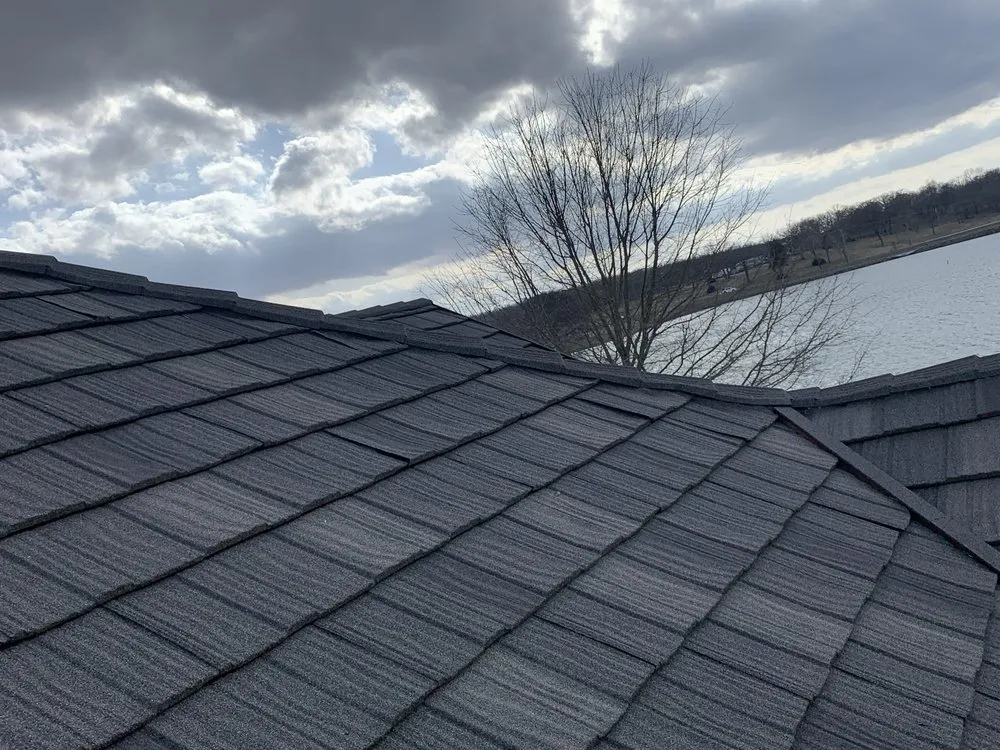 Slide of Z&Z roofing LLC